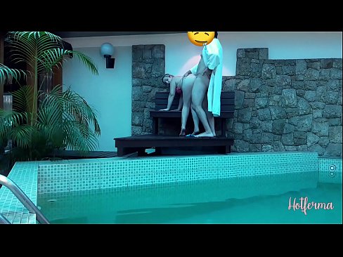 ❤️ O xefe invita a criada á piscina, pero non puido resistirse a un quente ❤ Porno duro en % gl.3dhentaix.ru % ﹏